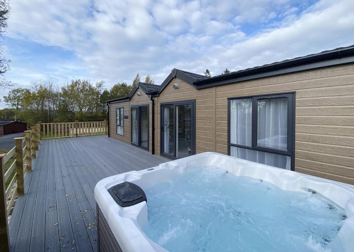 Flusco Wood Hotel Great Blencow Exterior foto